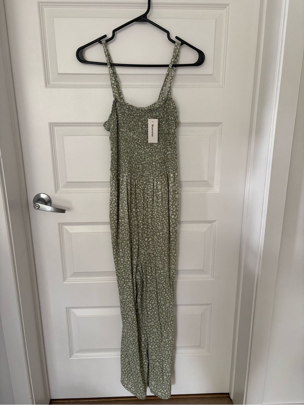 Bluenotes Sage Green Floral Smocked Wide-Leg Jumpsuit - Picture 2 of 6